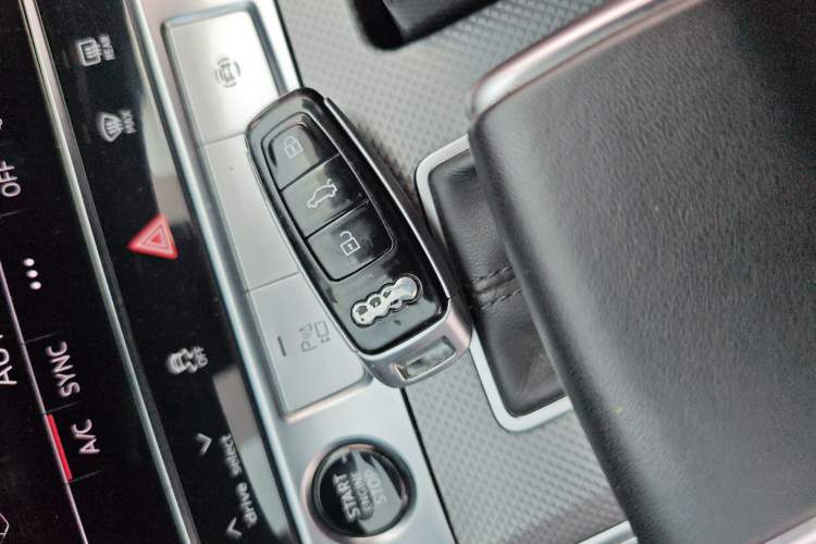 Used Audi A6L 2023 Revised 40 TFSI Luxury Dynamic Edition Interior 1