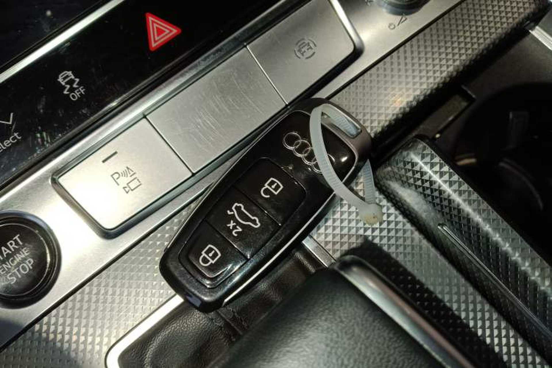 Used Audi A6L 2023 Revised 40 TFSI Luxury Dynamic Edition Interior 1