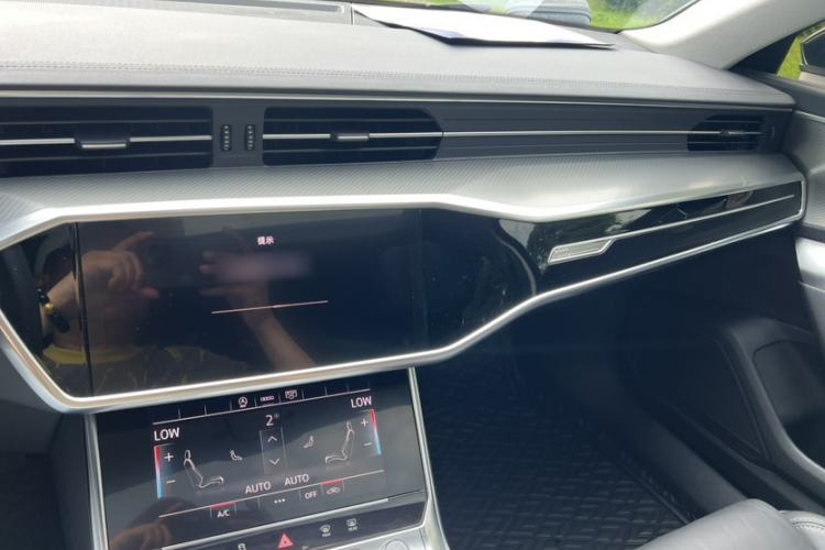 Used Audi A6L 2023 40 TFSI Luxury Prestige Edition Interior 10