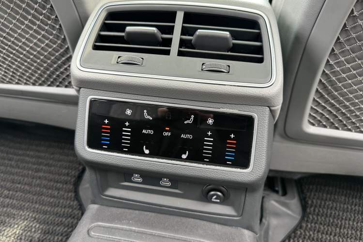 Used Audi A6L 2023 55 TFSI quattro Prestige Dynamic Edition Interior 11