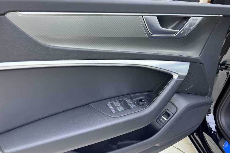 Used Audi A6L 2023 Revised 45 TFSI Prestige Elegant Edition Interior 11