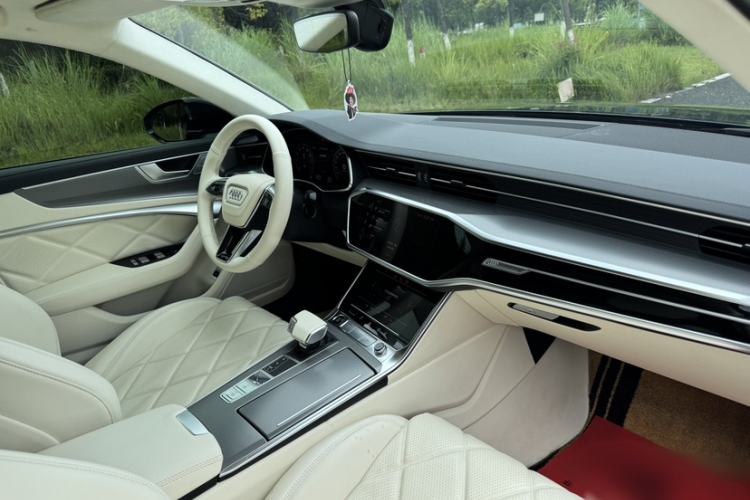 Used Audi A6L 2023 Revised 45 TFSI Prestige Dynamic Edition Interior 12