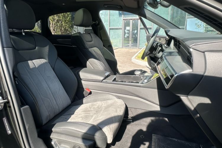 Used Audi A6L 2023 Revised 45 TFSI Prestige Dynamic Edition Interior 13
