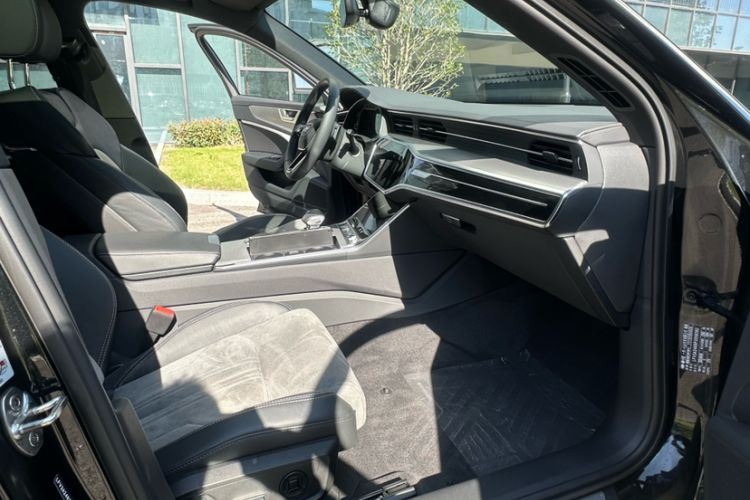 Used Audi A6L 2023 Revised 45 TFSI Prestige Dynamic Edition Interior 14