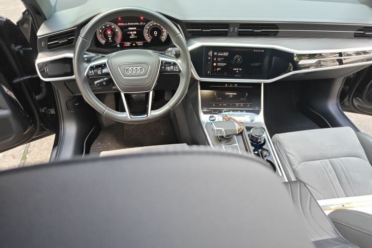 Used Audi A6L 2023 Revised Edition 45 TFSI quattro Prestige Dynamic Version Interior 2