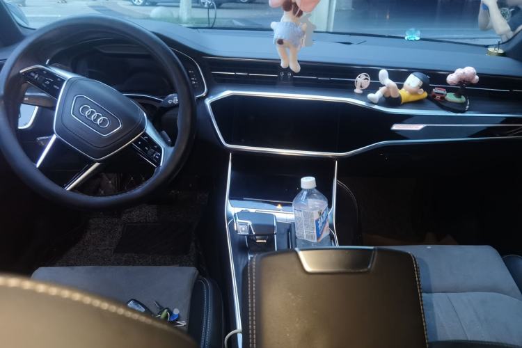 Used Audi A6L 2023 Revised Edition 45 TFSI quattro Prestige Dynamic Version Interior 2