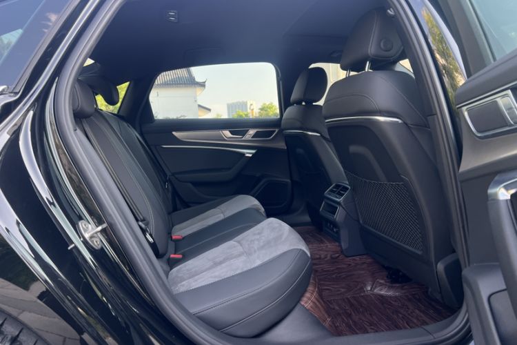Used Audi A6L 2023 40 TFSI Luxury Dynamic Model Interior 2