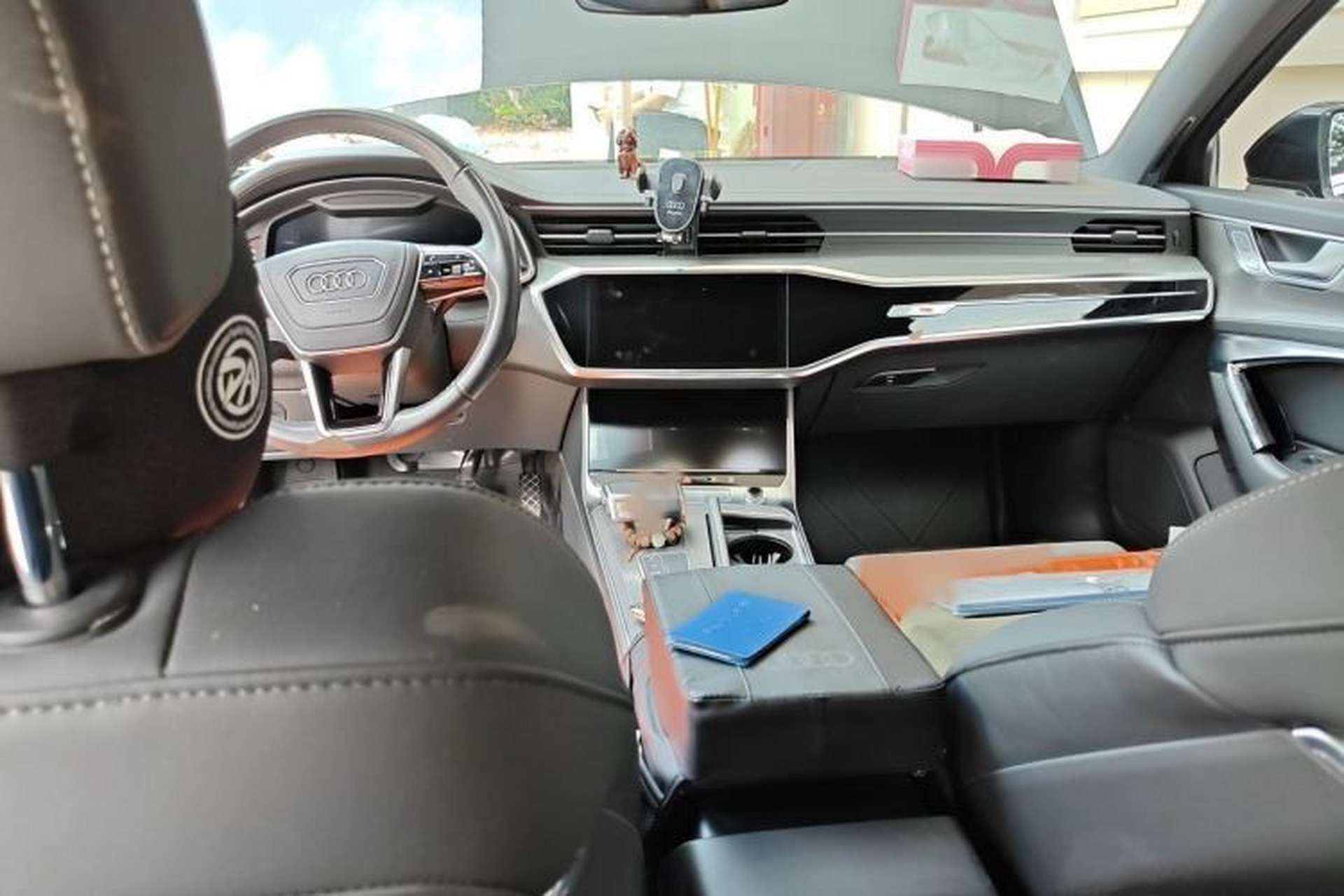 Used Audi A6L 2023 Revised 40 TFSI Luxury Dynamic Edition Interior 2