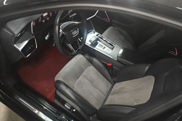 Used Audi A6L 2023 Revised 45 TFSI Prestige Dynamic Edition Interior 3