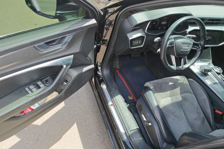 Used Audi A6L 2023 Revised 45 TFSI Prestige Dynamic Edition Interior 3