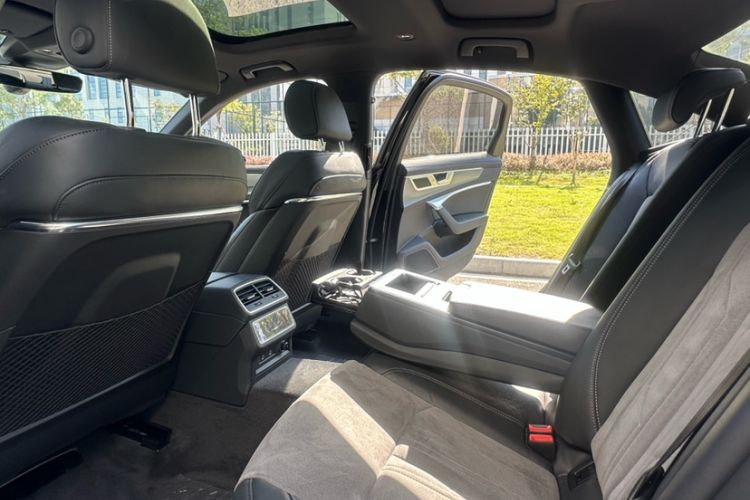 Used Audi A6L 2023 Revised 45 TFSI Prestige Dynamic Edition Interior 3