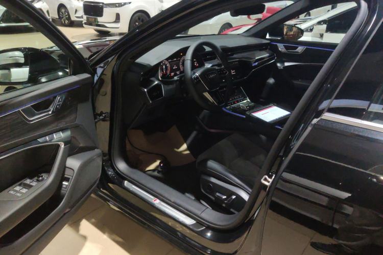 Used Audi A6L 2023 Revised Edition 45 TFSI quattro Prestige Dynamic Version Interior 3