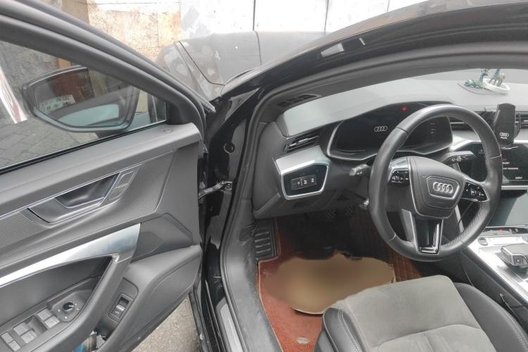 Used Audi A6L 2023 40 TFSI Luxury Dynamic Model Interior 3