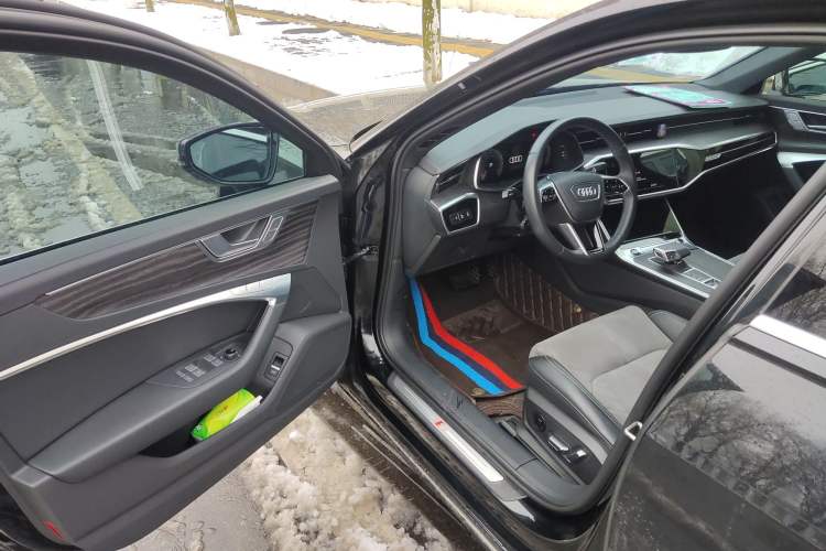 Used Audi A6L 2023 Revised Edition 45 TFSI quattro Prestige Dynamic Version Interior 3