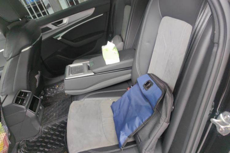 Used Audi A6L 2023 Revised 45 TFSI Prestige Dynamic Edition Interior 4