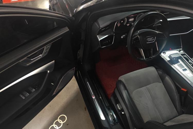 Used Audi A6L 2023 Revised 45 TFSI Prestige Dynamic Edition Interior 4
