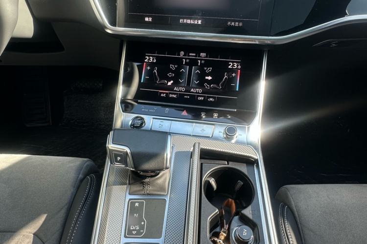 Used Audi A6L 2023 Revised 45 TFSI Prestige Dynamic Edition Interior 4