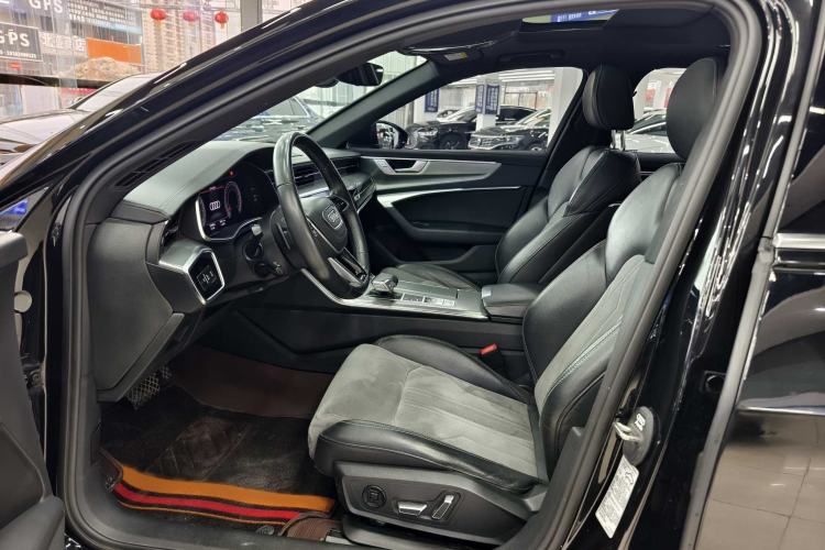 Used Audi A6L 2023 Revised 45 TFSI Prestige Dynamic Edition Interior 4