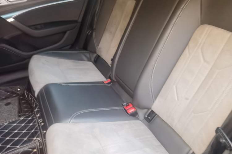 Used Audi A6L 2023 Revised Edition 45 TFSI quattro Prestige Dynamic Version Interior 4