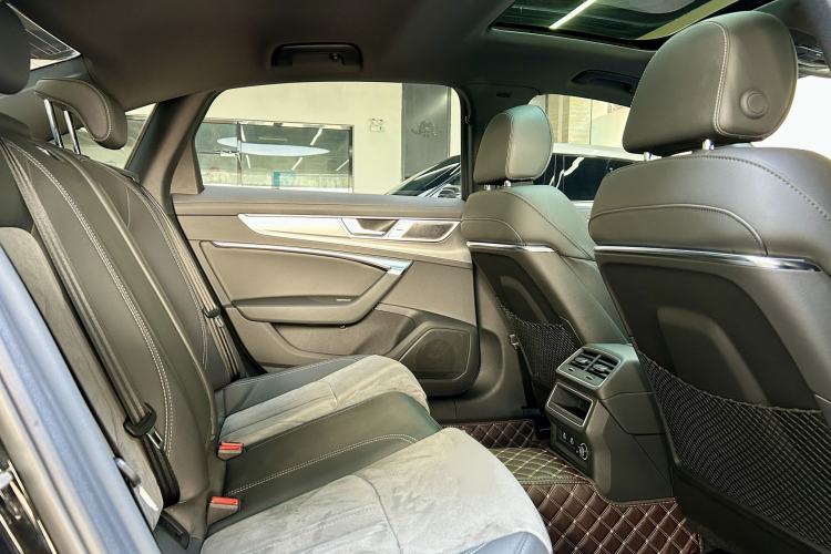 Used Audi A6L 2023 Revised 40 TFSI Luxury Dynamic Edition Interior 5