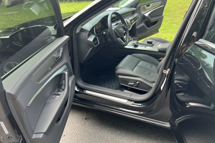Used Audi A6L 2023 40 TFSI Luxury Prestige Edition Interior 5