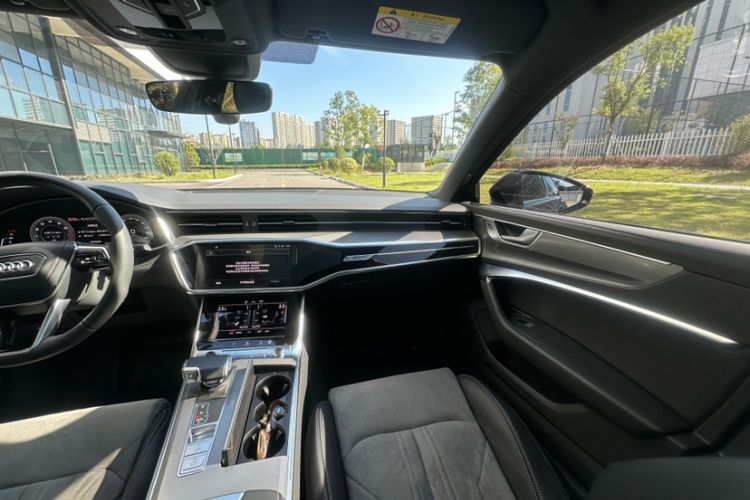 Used Audi A6L 2023 Revised 45 TFSI Prestige Dynamic Edition Interior 5