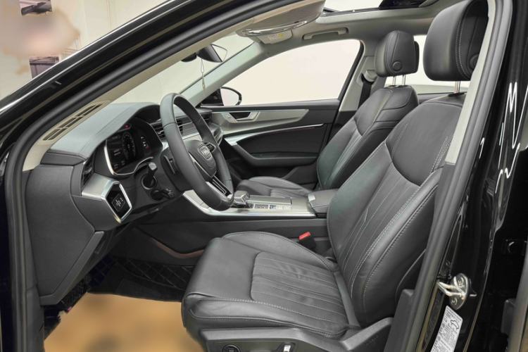 Used Audi A6L 2023 40 TFSI Luxury Prestige Edition Interior 5