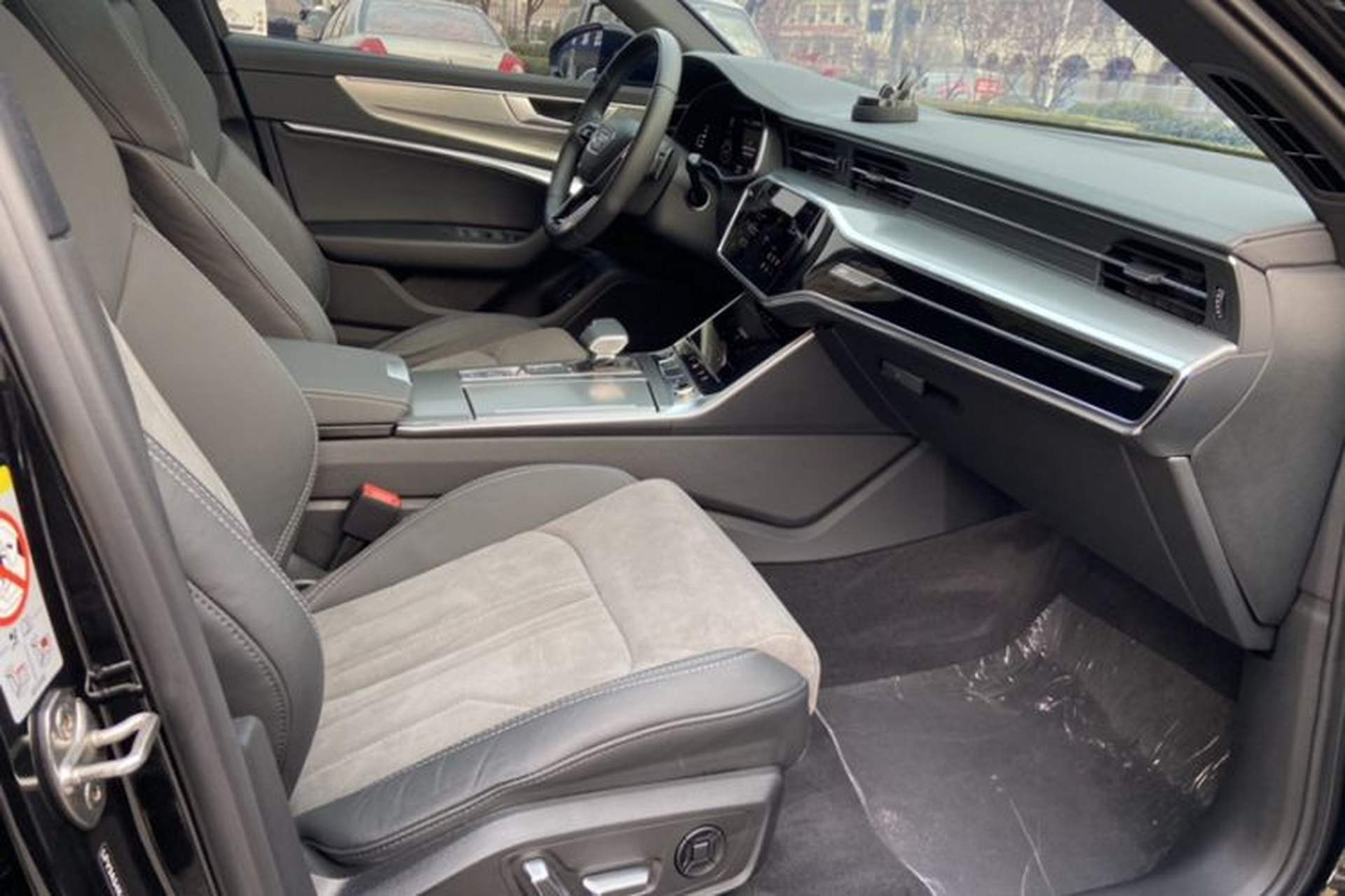 Used Audi A6L 2023 40 TFSI Luxury Dynamic Model Interior 6
