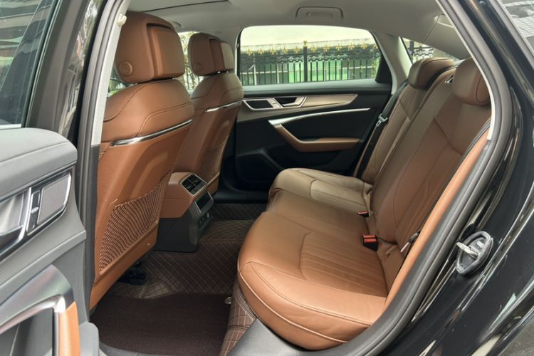 Used Audi A6L 2023 40 TFSI Luxury Prestige Edition Interior 7