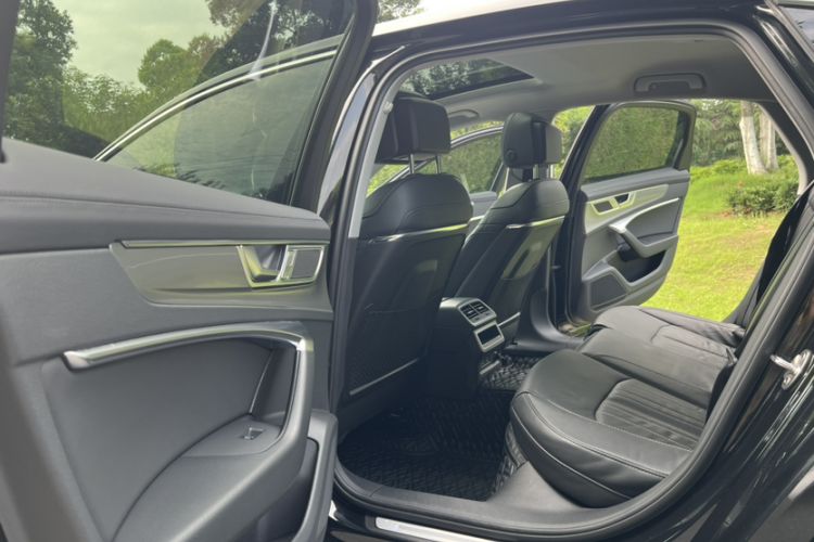 Used Audi A6L 2023 40 TFSI Luxury Prestige Edition Interior 7