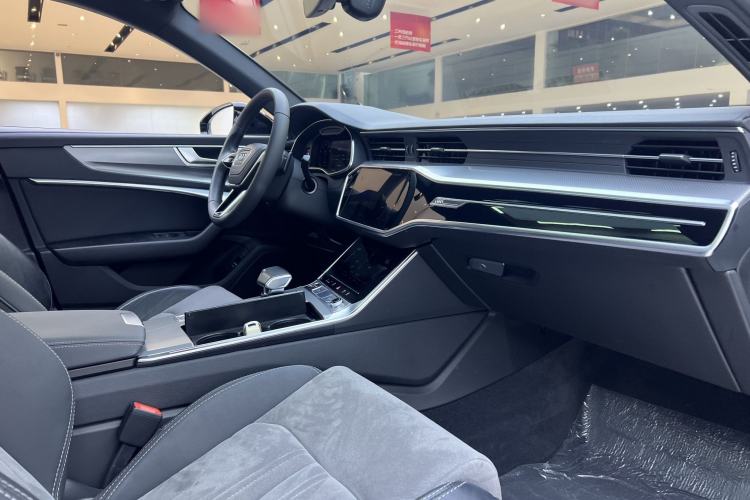 Used Audi A6L 2023 40 TFSI Luxury Dynamic Model Interior 8