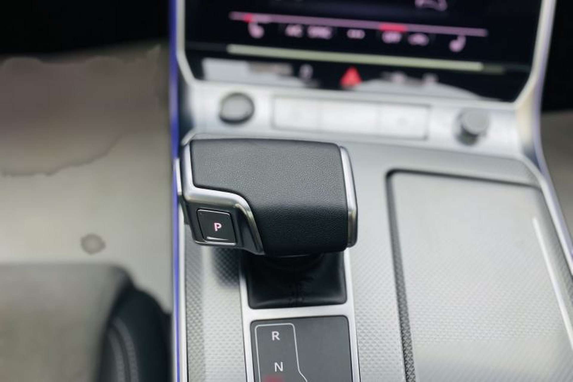 Used Audi A6L 2023 Revised 40 TFSI Luxury Dynamic Edition Interior 9