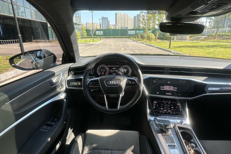 Used Audi A6L 2023 Revised 45 TFSI Prestige Dynamic Edition Interior 9