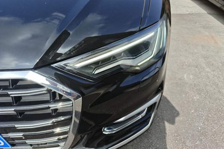 Used Audi A6L 2023 Revised Edition 45 TFSI quattro Prestige Dynamic Version Left Front Headlight