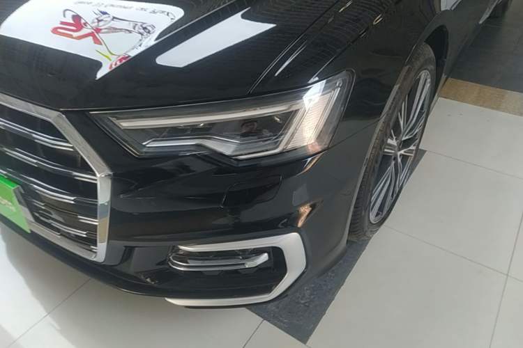 Used Audi A6L 2023 Revised Edition 45 TFSI quattro Prestige Dynamic Version Left Front Headlight