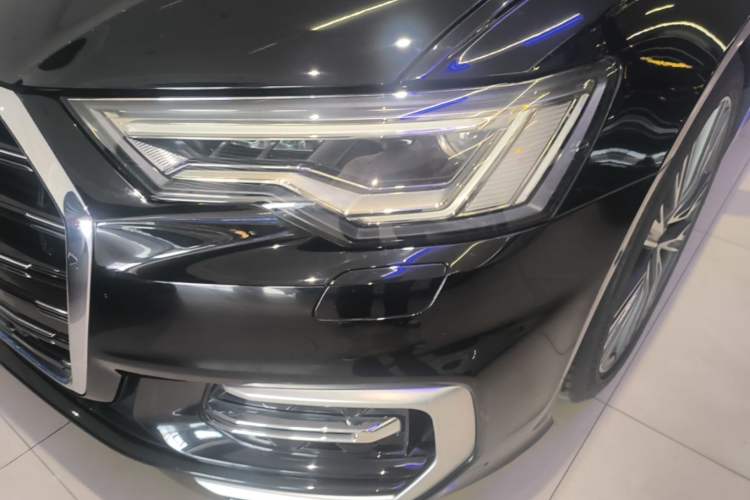 Used Audi A6L 2023 Revised Edition 45 TFSI quattro Prestige Dynamic Version Left Front Headlight