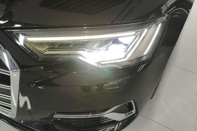 Used Audi A6L 2023 40 TFSI Luxury Prestige Edition Left Front Headlight
