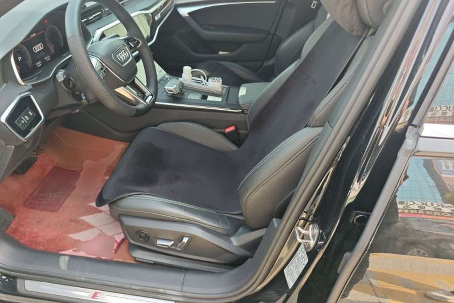 Used Audi A6L 2023 Revised 40 TFSI Luxury Dynamic Edition Left Front Seat