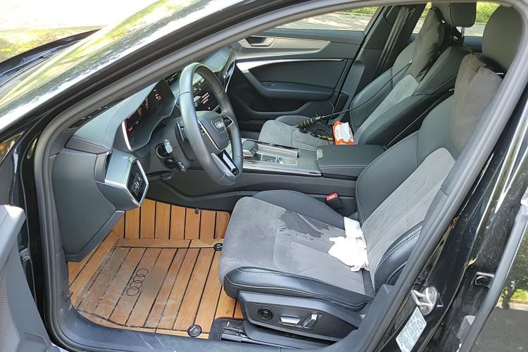 Used Audi A6L 2023 Revised 40 TFSI Luxury Dynamic Edition Left Front Seat