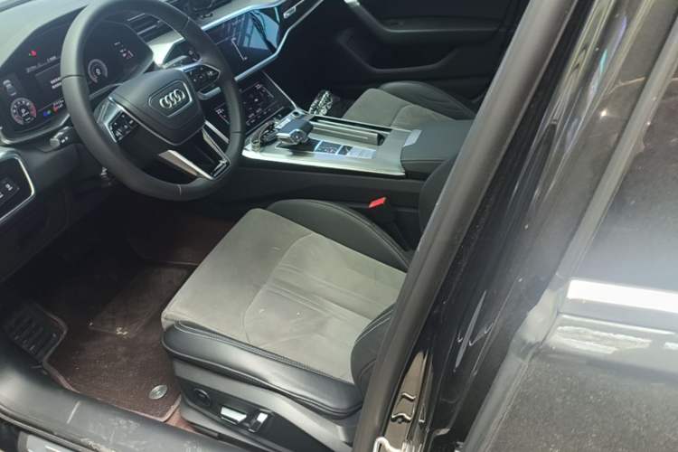 Used Audi A6L 2023 40 TFSI Luxury Dynamic Model Left Front Seat