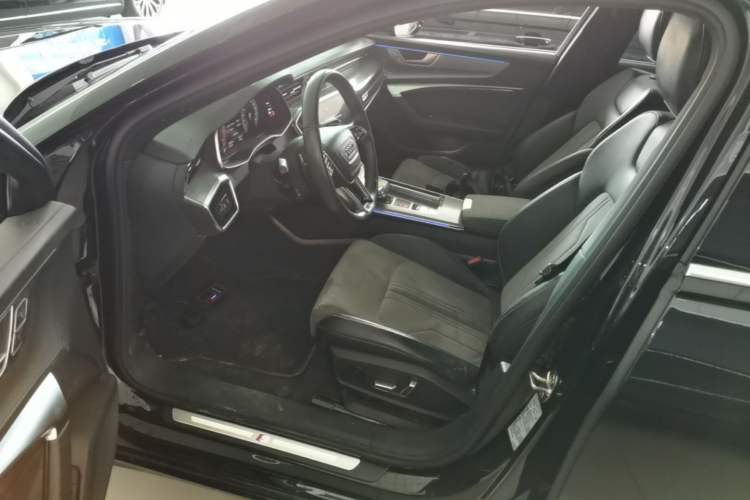Used Audi A6L 2023 40 TFSI Luxury Dynamic Model Left Front Seat
