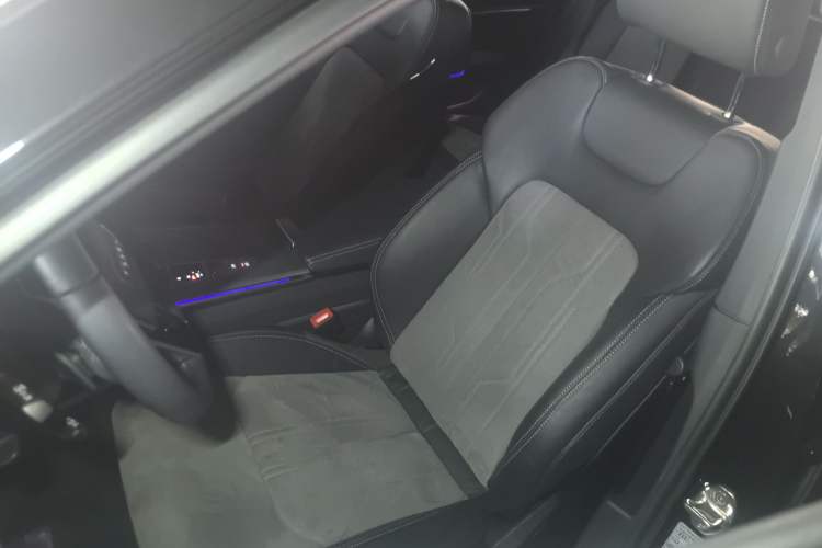 Used Audi A6L 2023 Revised 45 TFSI Prestige Dynamic Edition Left Front Seat