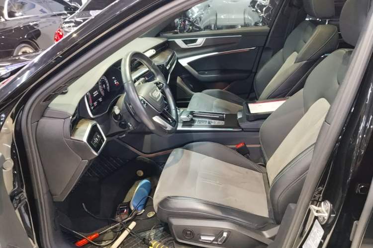 Used Audi A6L 2023 40 TFSI Luxury Dynamic Model Left Front Seat