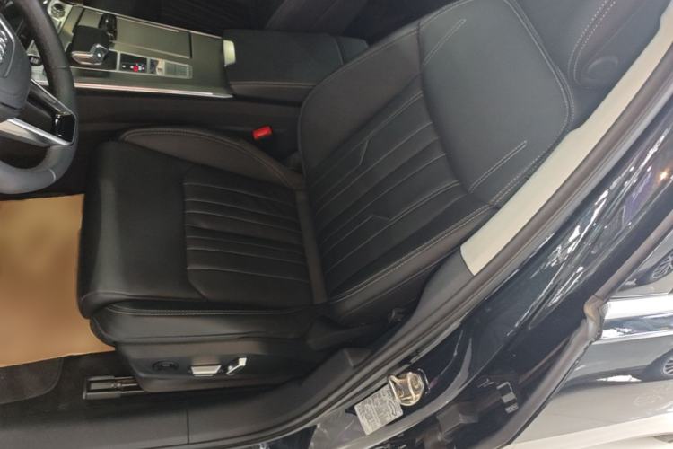 Used Audi A6L 2023 Revised 45 TFSI Prestige Dynamic Edition Left Front Seat