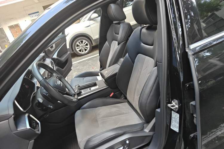 Used Audi A6L 2023 Revised Edition 45 TFSI quattro Prestige Dynamic Version Left Front Seat