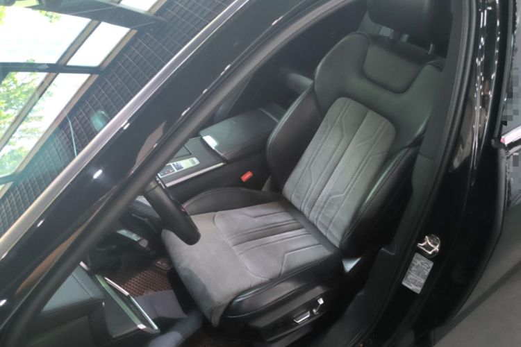 Used Audi A6L 2023 Revised Edition 45 TFSI quattro Prestige Dynamic Version Left Front Seat