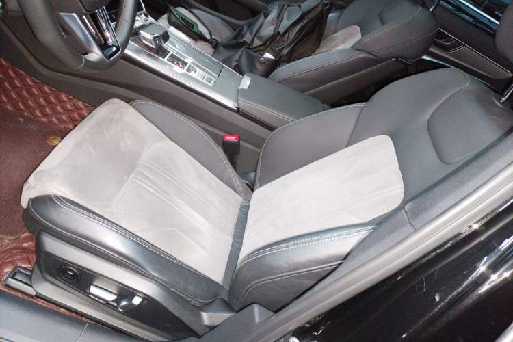 Used Audi A6L 2023 40 TFSI Luxury Dynamic Model Left Front Seat