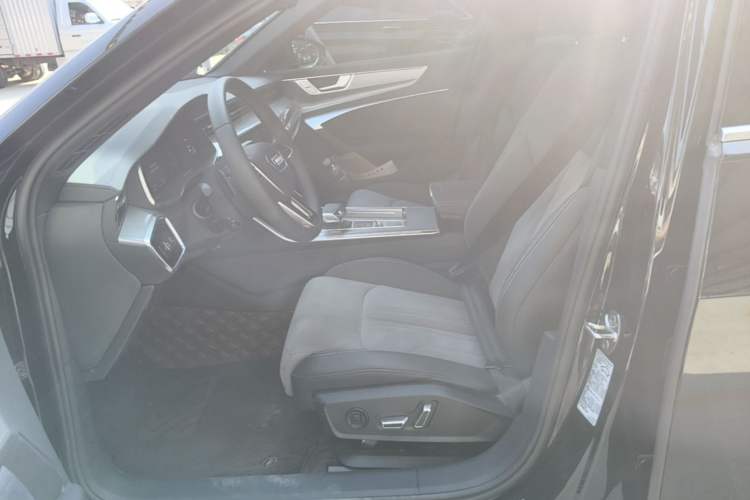 Used Audi A6L 2023 Revised 40 TFSI Luxury Dynamic Edition Left Front Seat