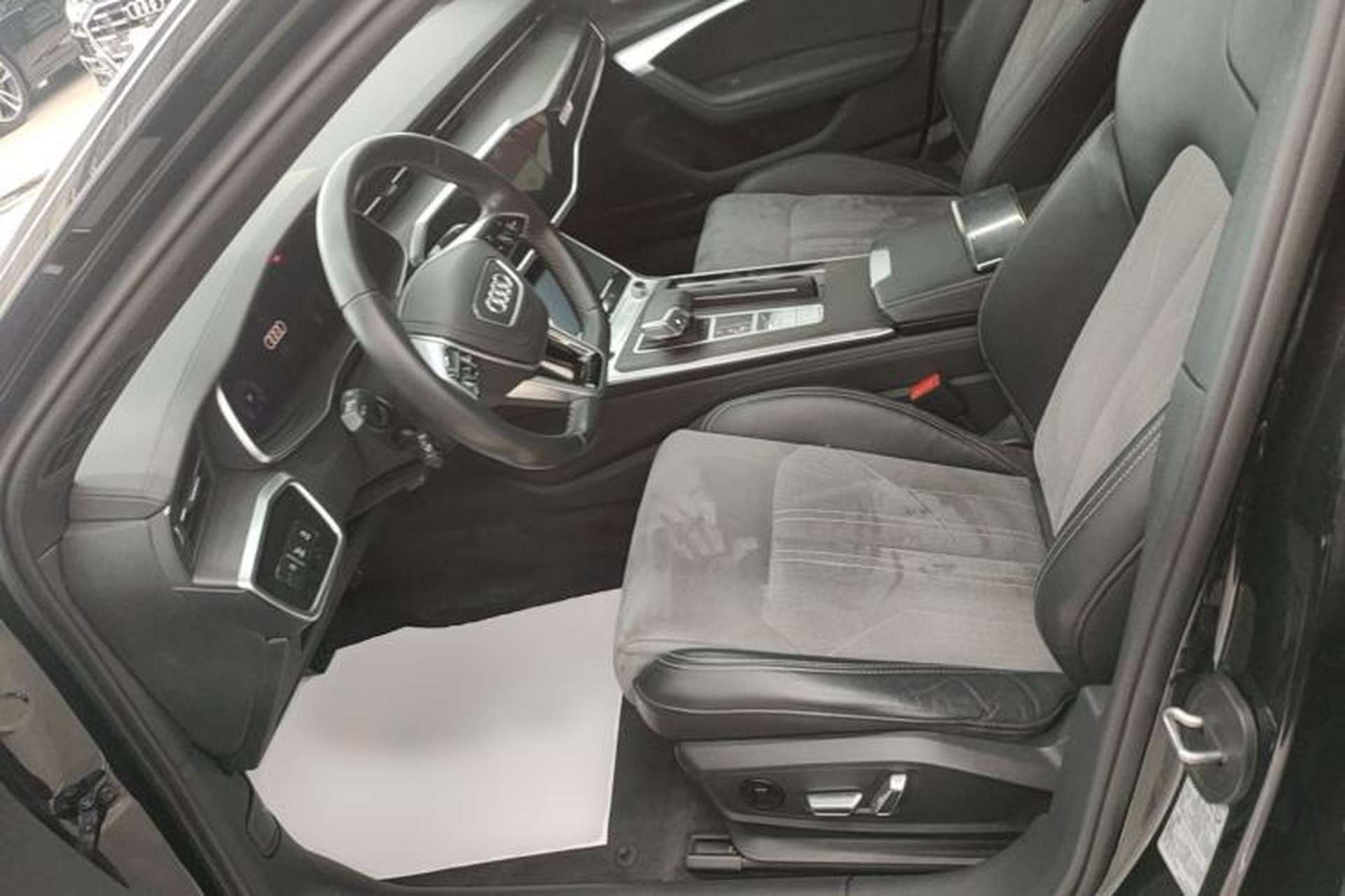 Used Audi A6L 2023 Updated 45 TFSI quattro Prestige Dynamic Edition Left Front Seat