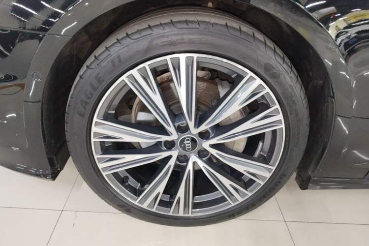 Used Audi A6L 2023 Revised 45 TFSI Prestige Dynamic Edition Left Front Wheel Hub